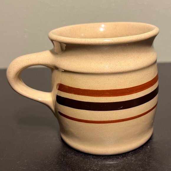 Two (2) Vintage HARTSTONE POTTERY Ohio Stoneware Factory Mugs ~ Tan w/ Stripes - Picture 6 of 11